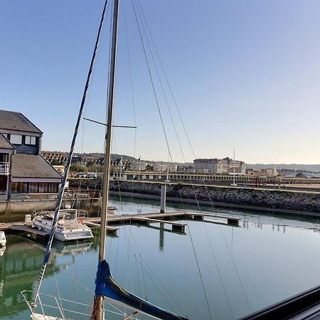 Sublime Apartment Facing The Port & Planches Deauville Eksteriør bilde